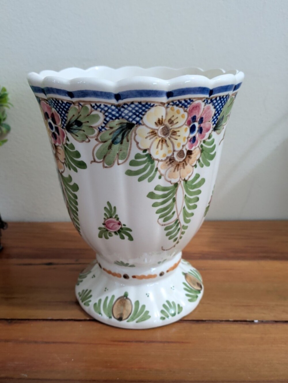 Vintage Delft Floral Print Hand Painted Scalloped Edge Porcelain Vase